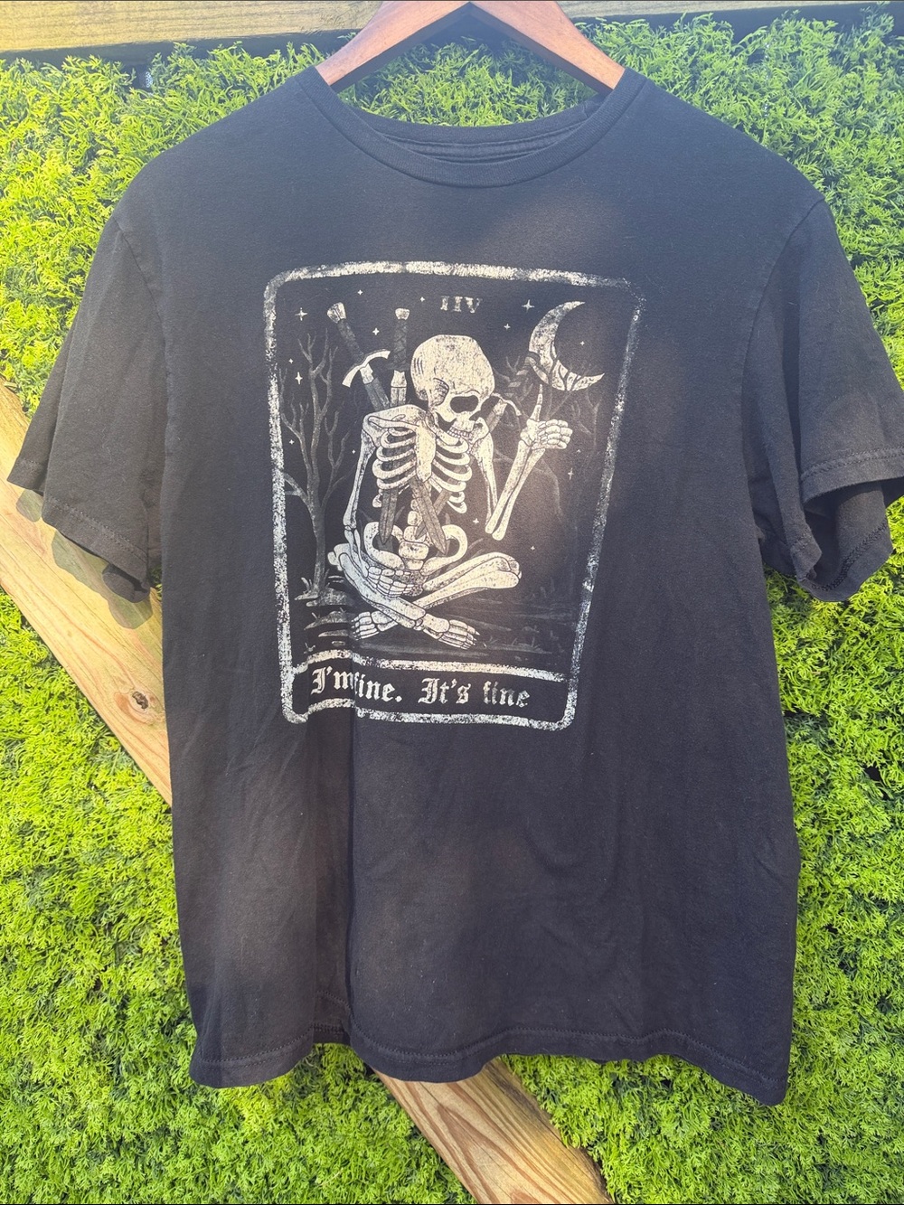 Men's Black Short-Sleeve Graphic Skeleton Tee